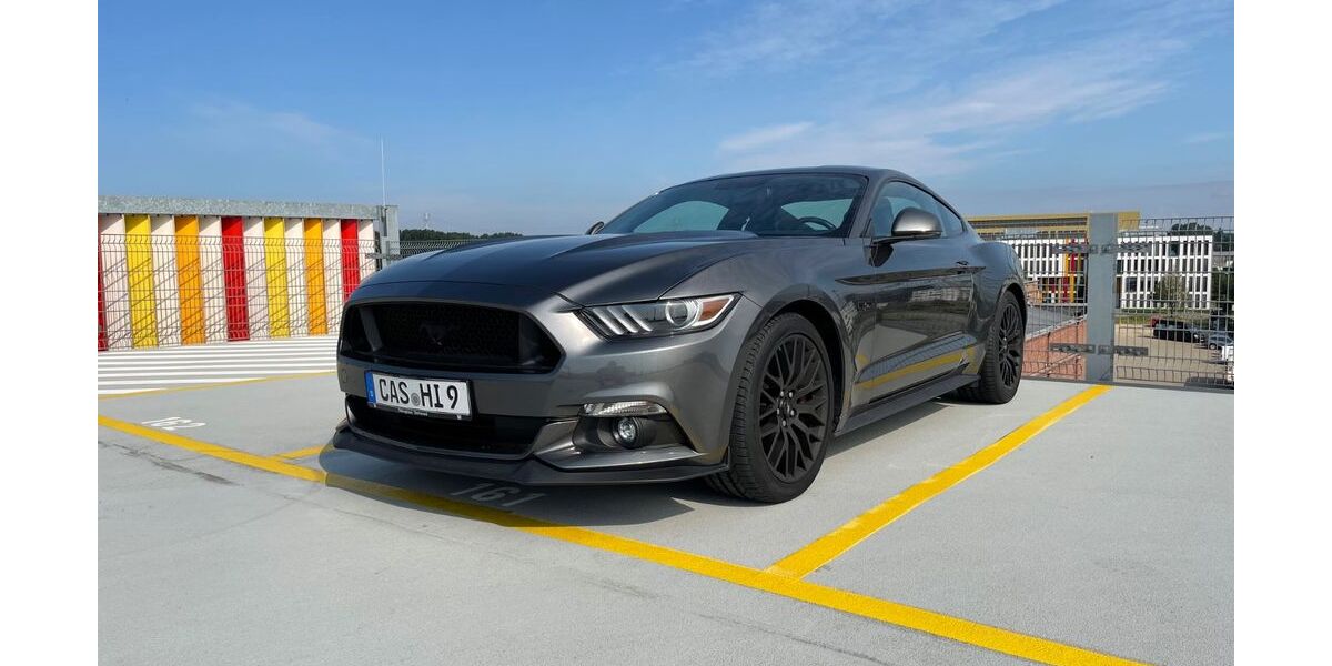Ford Mustang 16.000 km 37.000 &euro; Düsseldorf 40468