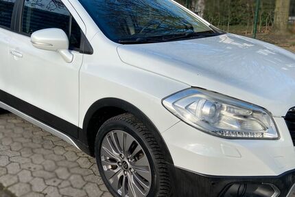 Suzuki (SX4) S-Cross 125.000 km 11.300 &euro; Düsseldorf 40235