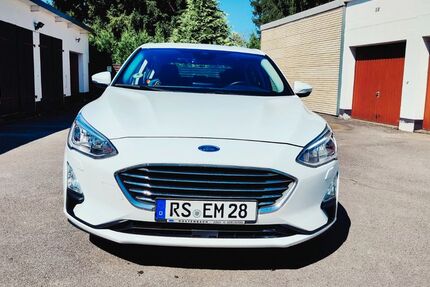 Ford Focus 137.000 km 8.300 &euro; Remscheid 42857