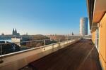 CITYHOUSE: Penthouse - Kölns schönster Blick auf den Dom! 90 m² Terrasse in Süd-West-Ausrichtung 3 zimmer