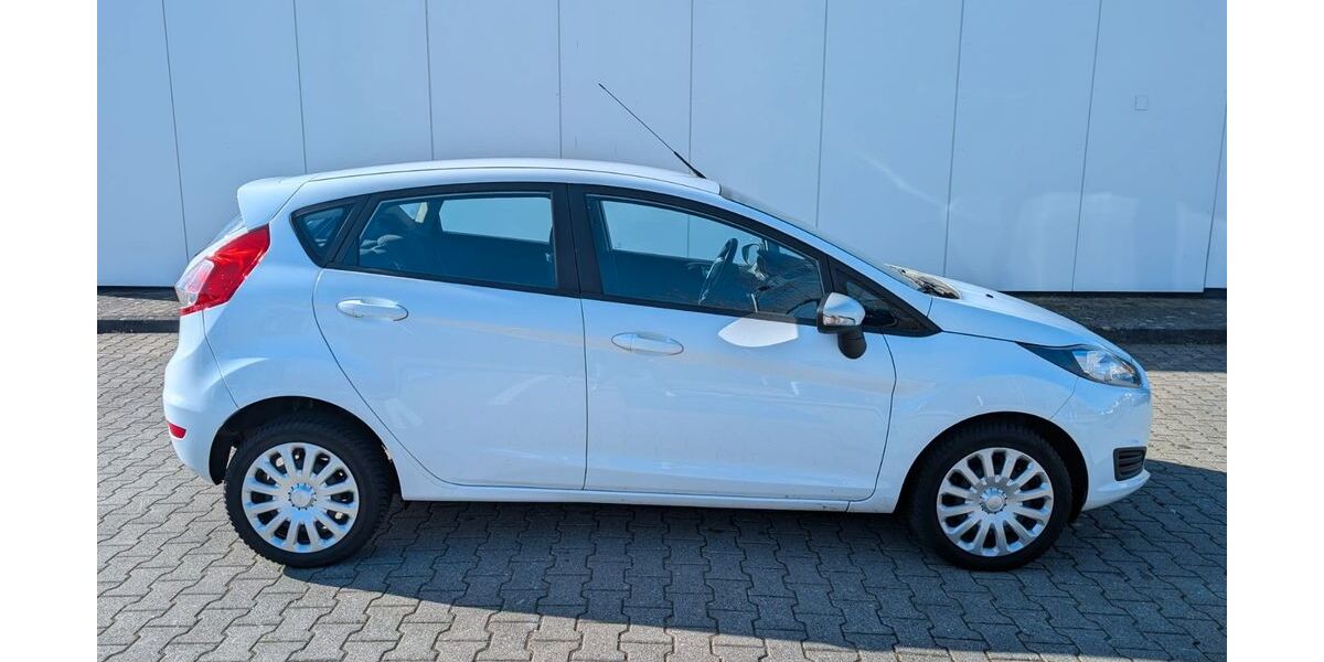 Ford Fiesta 95.000 km 5.499 &euro; Wesseling 50389