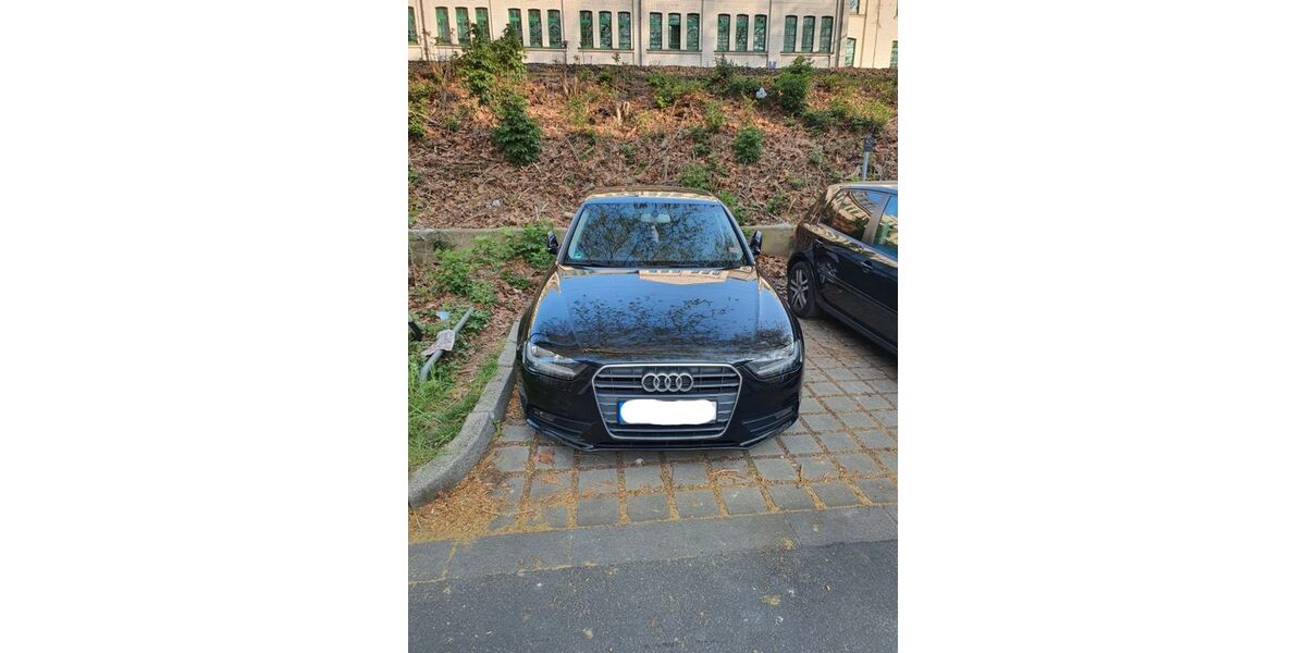 Audi A4 215.000 km 8.700 &euro; dusseldorf 40223