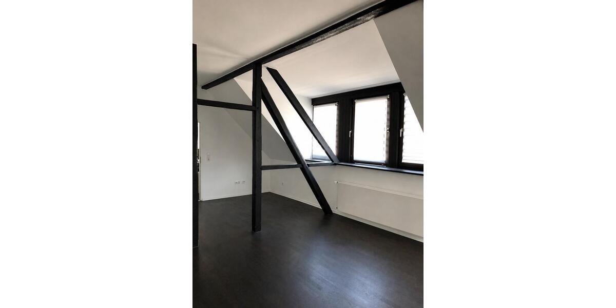 Dachgeschoßwohnung Düsseldorf Stadtbezirk 9 - 3.5 Zimmer, 91 m&sup2;, 435.000&euro; | Angebot:26889931