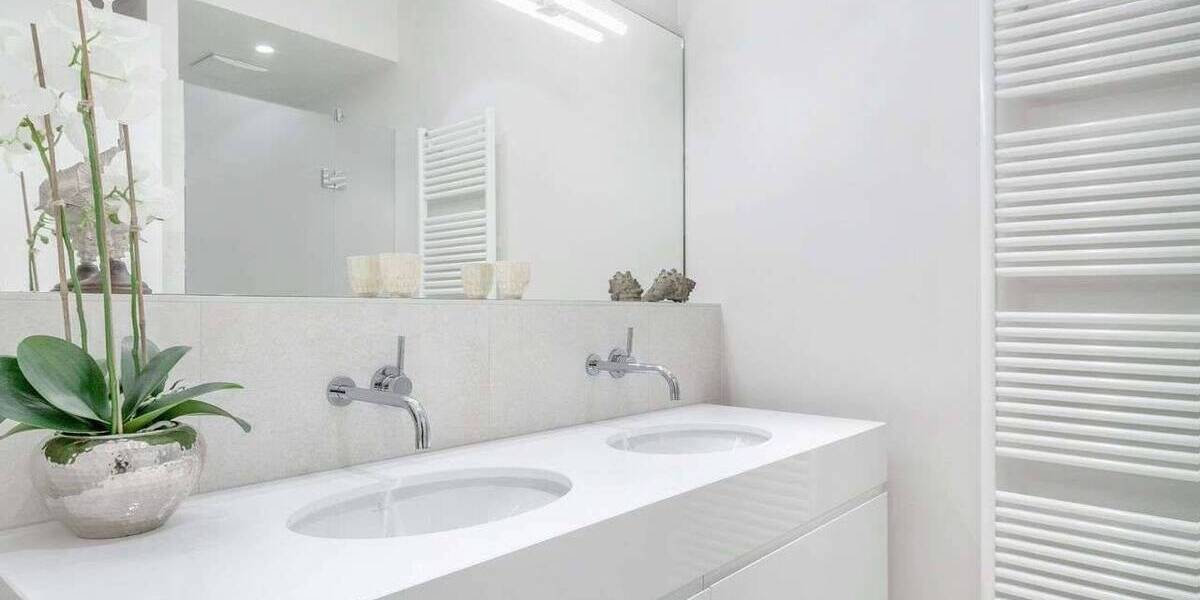 Etagenwohnung Düsseldorf Altstadt - 2 Zimmer, 55 m&sup2;, 1.750&euro; | Angebot:26244901