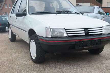 Peugeot 205 76.500 km 4.290 € Erftstadt 50374