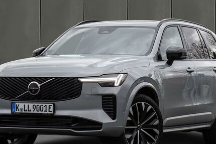 Volvo XC90 2.500 km 88.990 &euro; Köln 50968