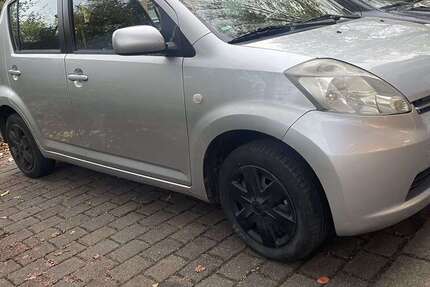 Daihatsu Sirion 181.700 km 2.100 € Troisdorf 53840