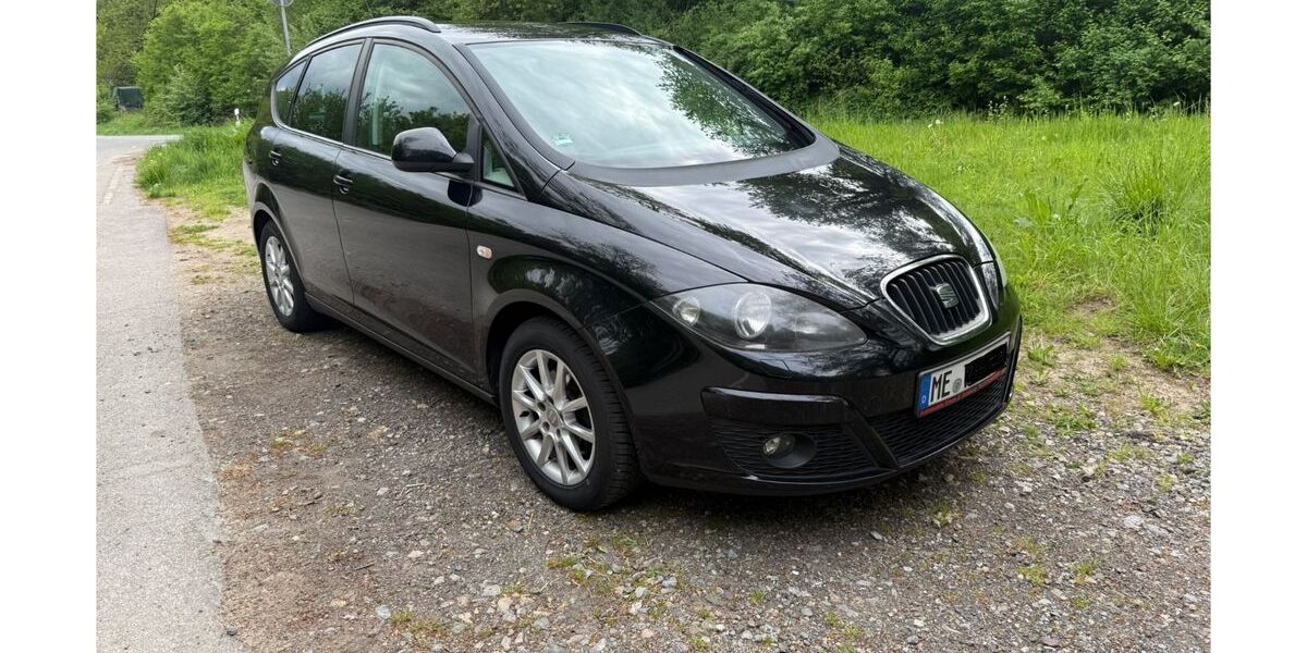 Seat Altea 220.000 km 3.000 &euro; Solingen 42659
