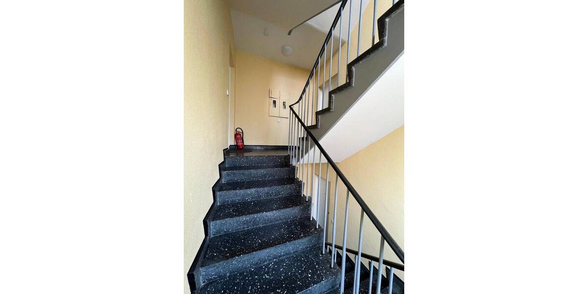 Etagenwohnung Köln Buchheim - 3 Zimmer, 67 m&sup2;, 1.200&euro; | Angebot:26891523