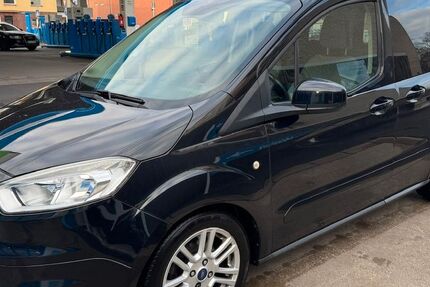 Ford Tourneo Courier 135.000 km 6.700 &euro; Bergheim 50129