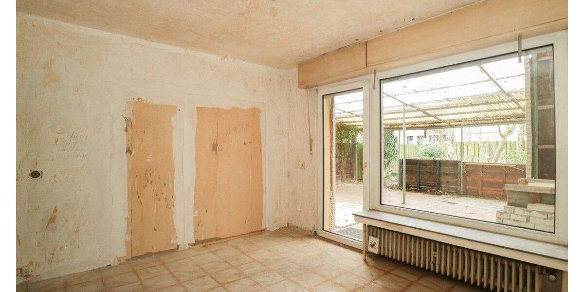 Mehrfamilienhaus, Wohnhaus Dormagen / Stürzelberg Stürzelberg - 6 Zimmer, 119 m&sup2;, 320.000&euro; | Angebot:25228971