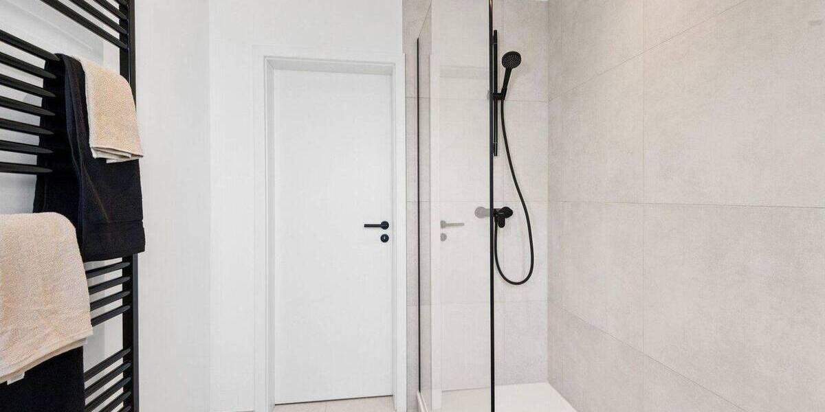 Etagenwohnung Düsseldorf Pempelfort - 3 Zimmer, 90 m&sup2;, 424.800&euro; | Angebot:26402428