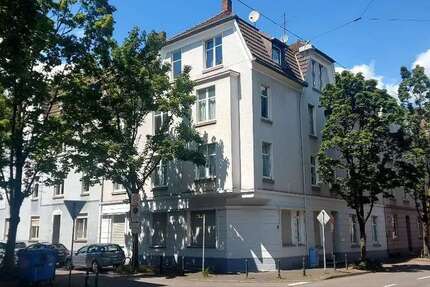 Haus zum Kaufen in Leverkusen 1.390.000 € 538 m² 22 zimmer