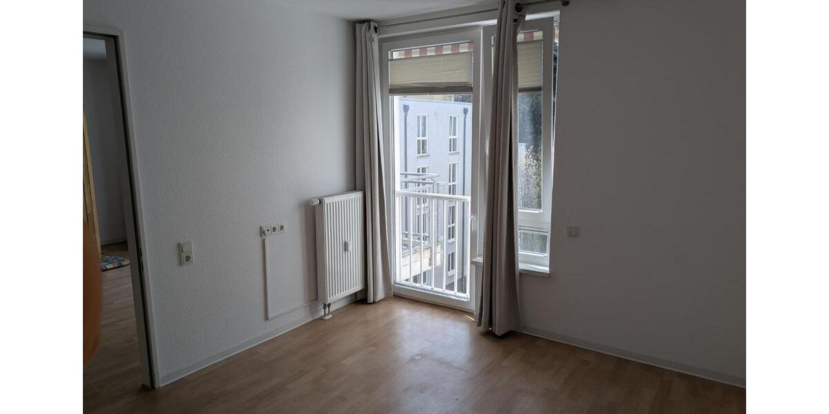 Dachgeschoßwohnung Solingen Mitte - 2 Zimmer, 49 m&sup2;, 836&euro; | Angebot:25541366