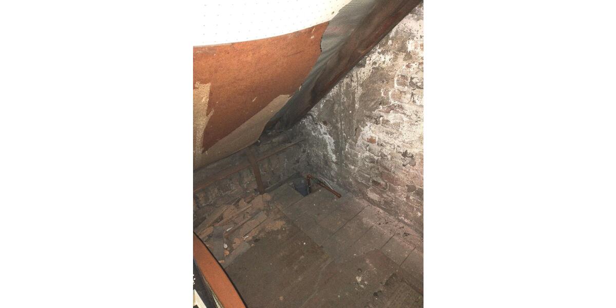 Wohn- und Geschäftshaus in Köln-Hochkirchen - gleichermaßen interessant für Eigennutzer und Kapitalanleger 12 zimmer