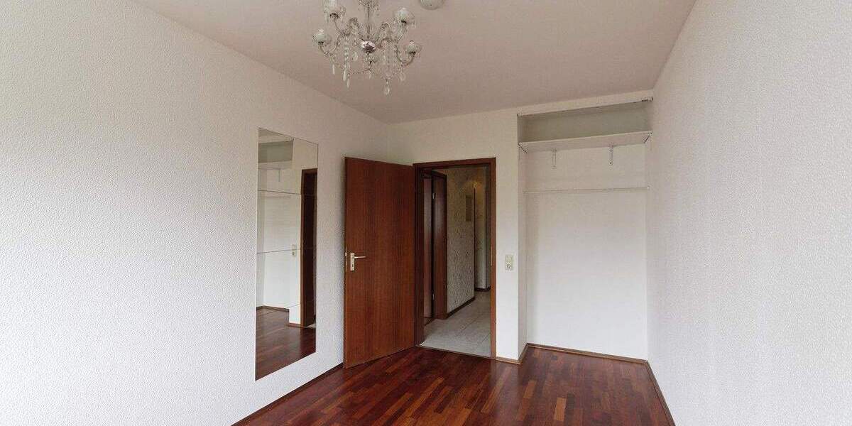Etagenwohnung Köln Urbach - 3 Zimmer, 87 m&sup2;, 1.400&euro; | Angebot:25733301