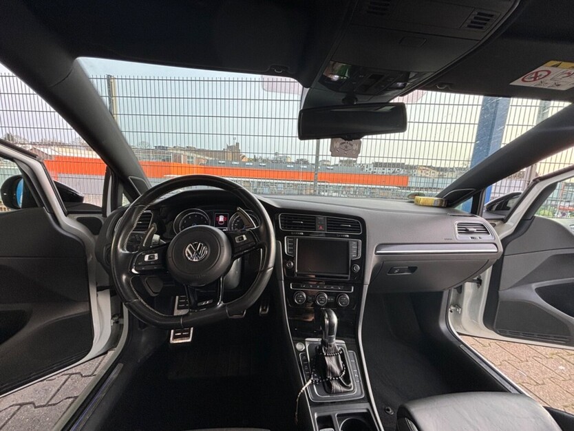 VW Golf 140.000 km 26.000 € Remscheid 42853