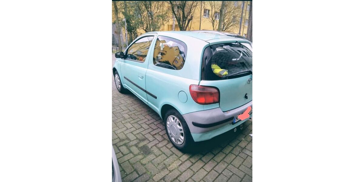 Toyota Yaris 207.000 km 1.100 &euro; Köln 51063