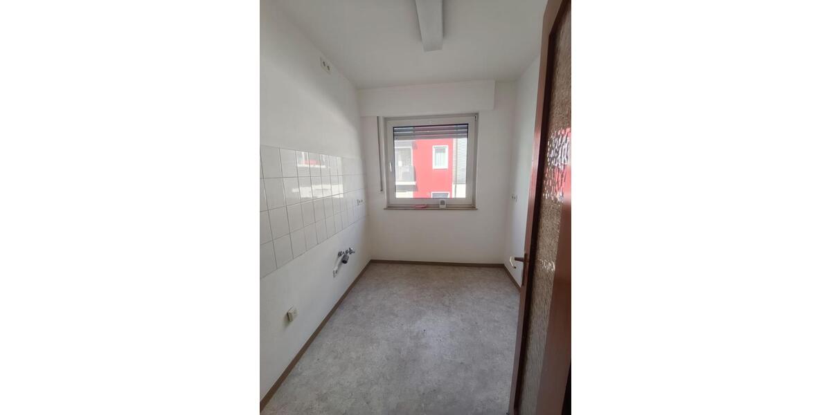 Erdgeschoßwohnung Remscheid Reinshagen - 2 Zimmer, 68 m&sup2;, 500&euro; | Angebot:26323574