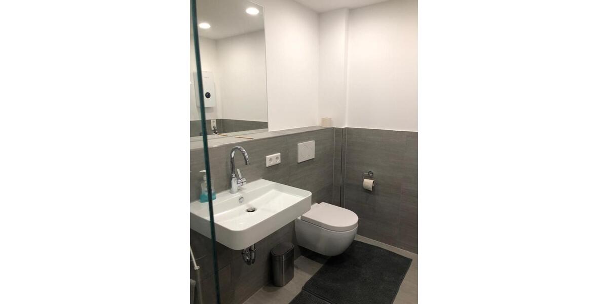 Souterrain-Appartement in Leverkusen Hitdorf 1 zimmer