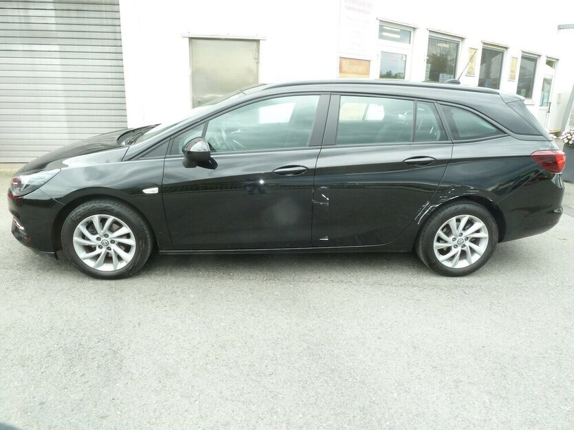 Opel Astra 1.5 D Edition Klima Navigation Lackschäden 148.000 km 6.900 € Ratingen 40885