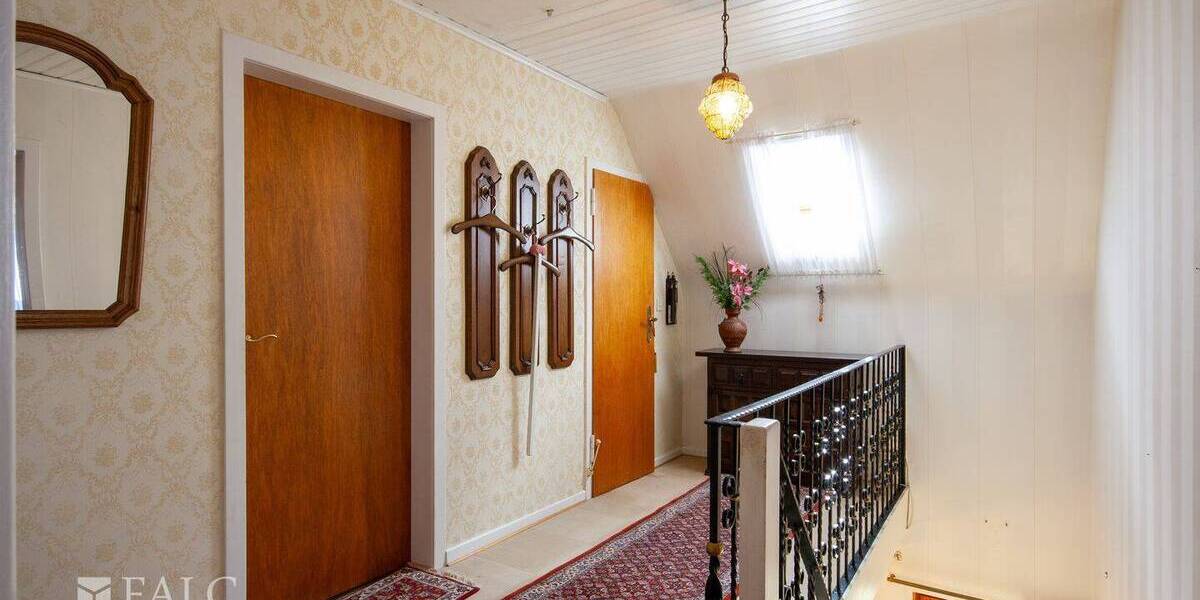 Einfamilienhaus Bergheim Ahe - 5 Zimmer, 115 m&sup2;, 325.000&euro; | Angebot:26869189