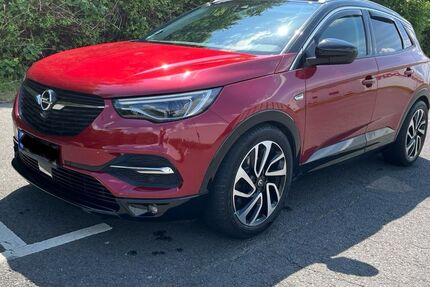 Opel Grandland (X) 122.000 km 16.300 &euro; Köln 51147