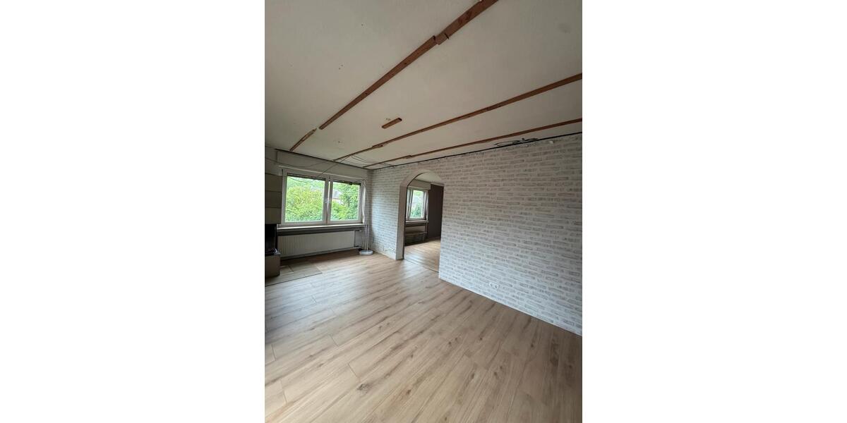 Einfamilienhaus Bergheim - 9 Zimmer, 218 m&sup2;, 599.000&euro; | Angebot:27000220