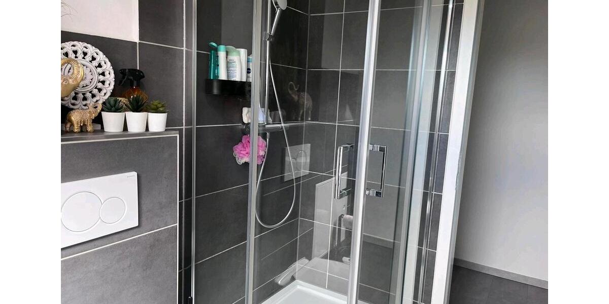 Dachgeschoßwohnung Remscheid Reinshagen - 3.5 Zimmer, 65 m&sup2;, 120.000&euro; | Angebot:26961068