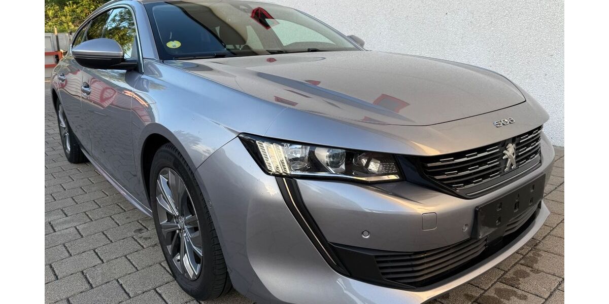 Peugeot 508 214.271 km 9.490 &euro; Bergisch Gladbach 51467