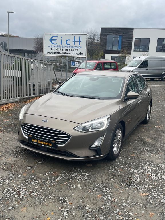 Ford Focus 45.000 km 14.980 € Overath 51491