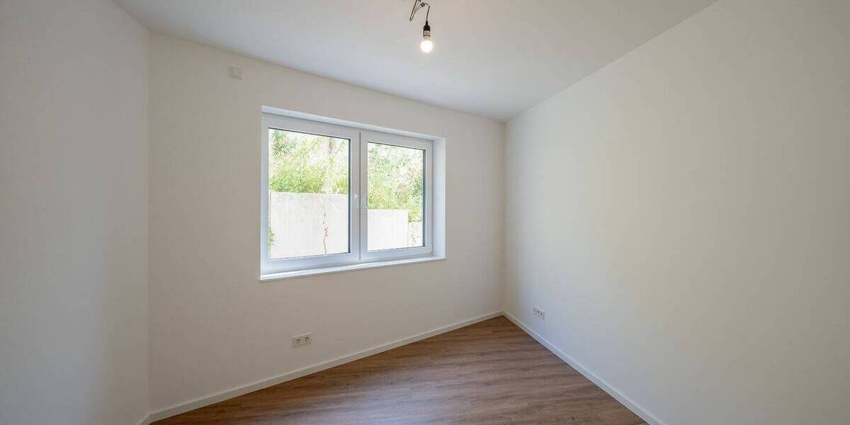 Architektur trifft Achtsamkeit: Stilvolle Etagenwohnung mit Bergblick, Terrasse & grüner Technik 3 zimmer