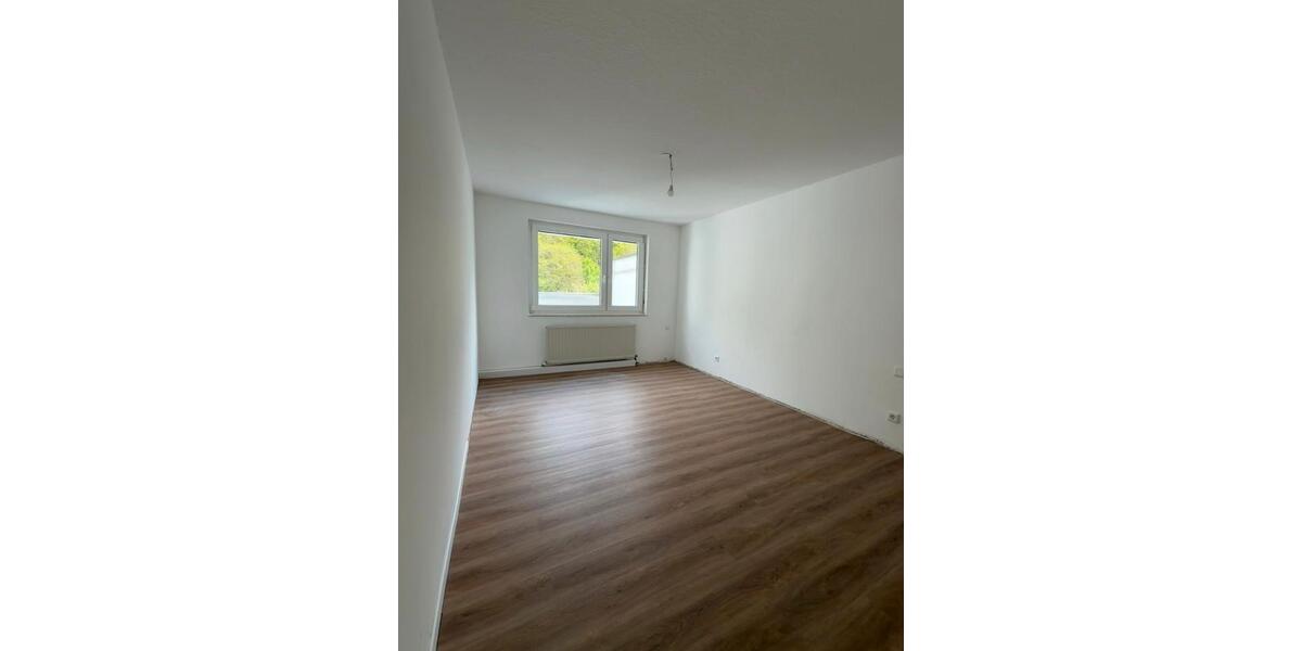 Terrassenwohnung Leverkusen Bergisch Neukirchen - 3 Zimmer, 124 m&sup2;, 1.450&euro; | Angebot:26331915