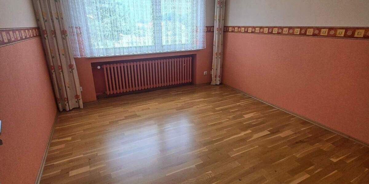 Einfamilienhaus Frechen Habbelrath - 8 Zimmer, 364 m&sup2;, 850.000&euro; | Angebot:24141038