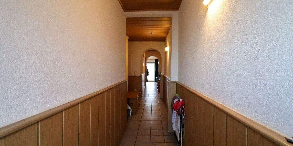 Reihenmittelhaus mit Wohlfühlgarten - familienfreundliches Wohnen mit Geschichte 5 zimmer