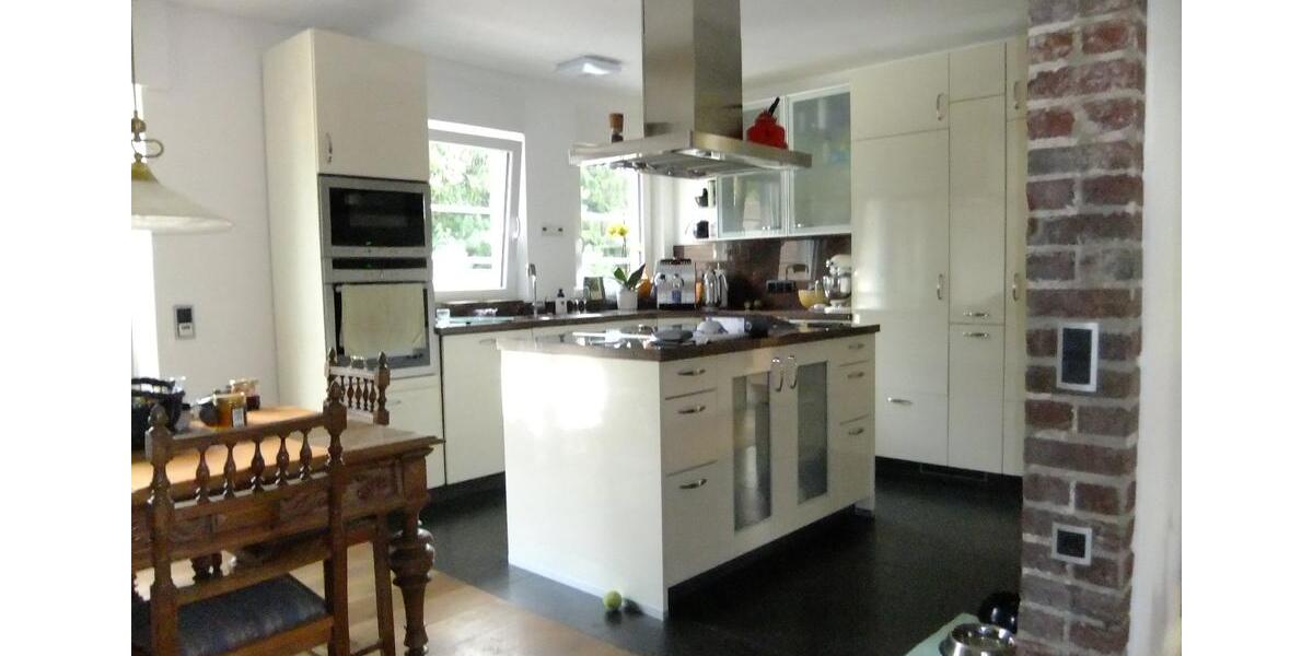 Etagenwohnung Hückeswagen - 7 Zimmer, 154 m&sup2;, 350.000&euro; | Angebot:26955713