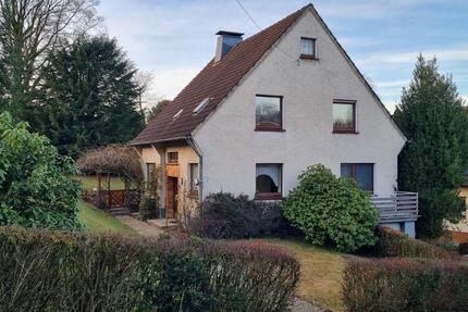 Einfamilenhaus mit Einliegerwohnung 9 zimmer