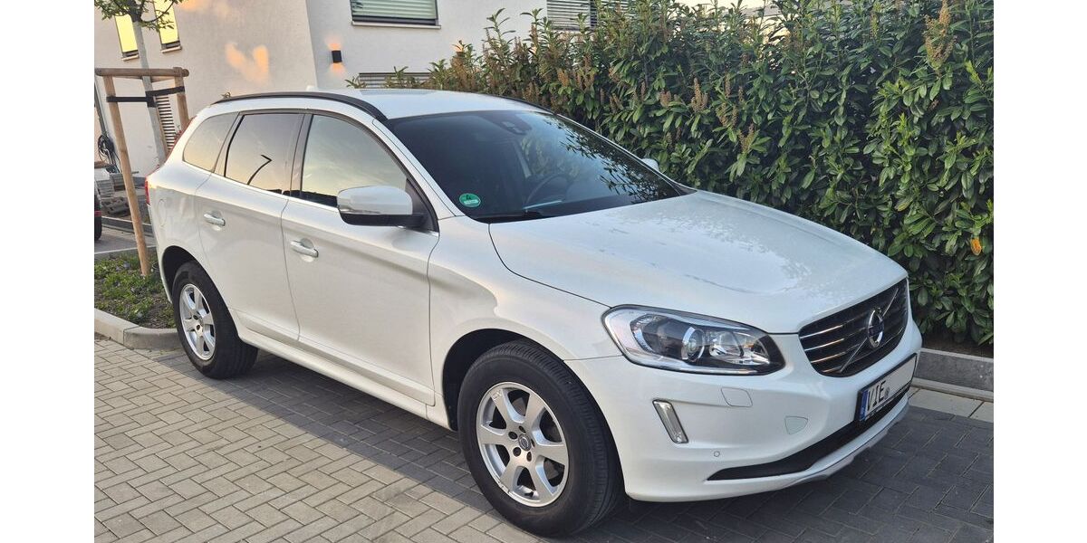 Volvo XC60 133.000 km 16.300 &euro; Pulheim 50259