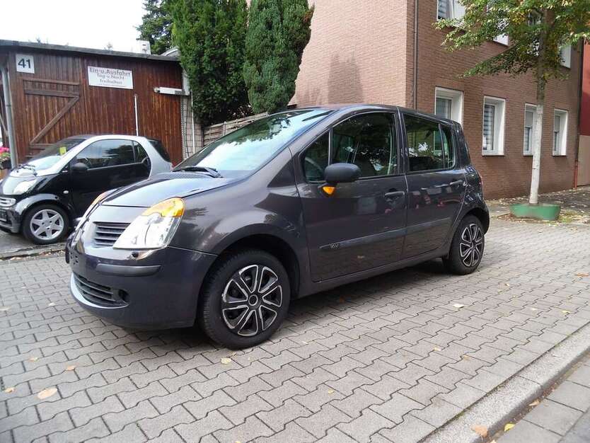 Renault Modus 139.300 km 2.500 € Düsseldorf 40589