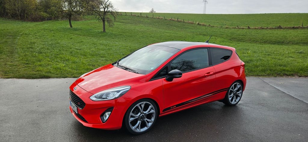 Ford Fiesta 74.300 km 9.399 &euro; Leverkusen 51381