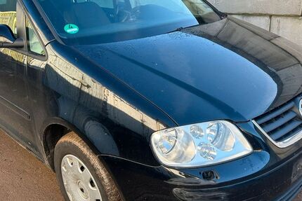 VW Touran 350.000 km 990 &euro; Köln 50765