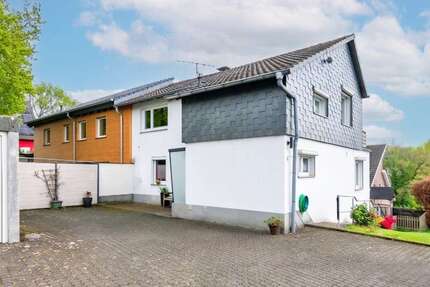 Haus Solingen Mitte - 6 Zimmer, 178 m&sup2;, 449.000&euro; | Angebot:26377465