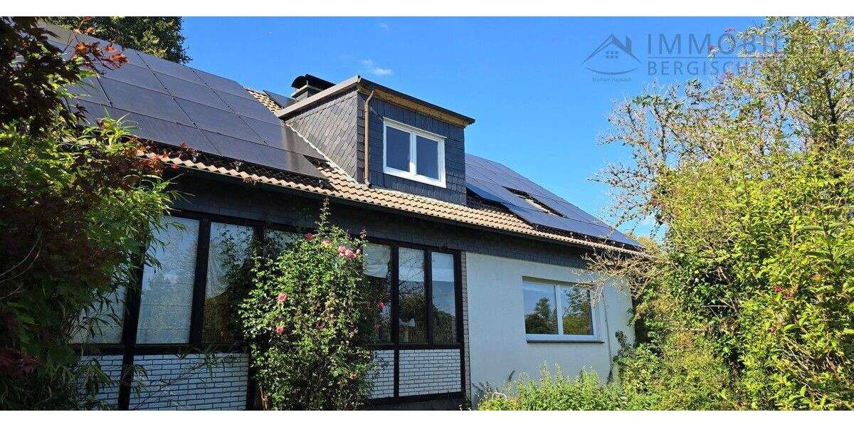 FAMILIENIDYLL MIT VIEL PLATZ, GROSSEM GRUNDSTÜCK UND VIELEM MEHR! 6 zimmer