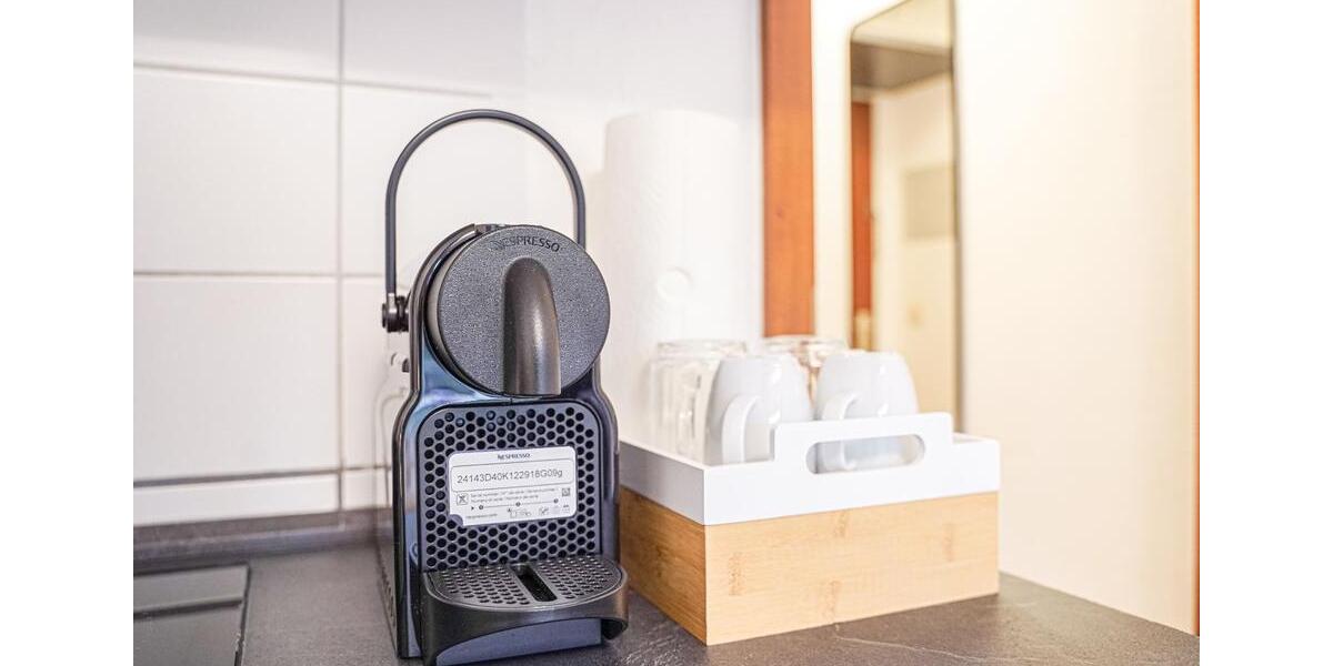 Etagenwohnung Köln Ehrenfeld - 1 Zimmer, 21 m&sup2;, 790&euro; | Angebot:25221186