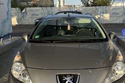 Peugeot 207 189.000 km 2.399 € Köln 51069