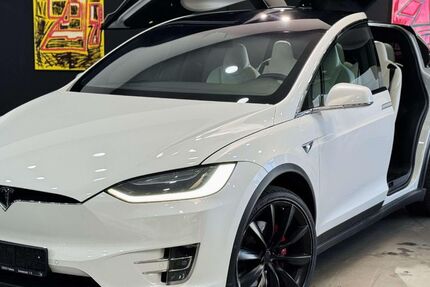 Tesla Model X 117.400 km 42.950 € Pulheim 50259
