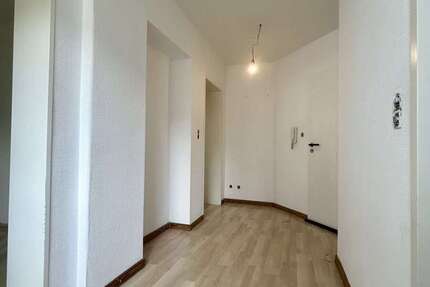 Wohnung Leverkusen Opladen - 2 Zimmer, 90 m&sup2;, 900&euro; | Angebot:27130578