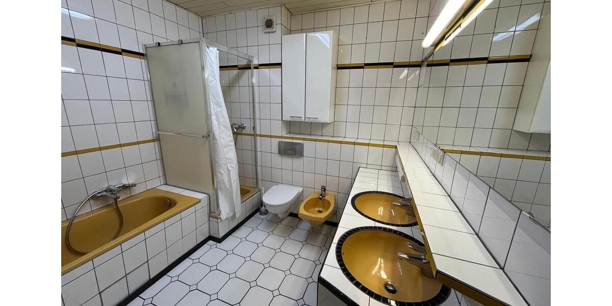 Wohnung 2 Zimmer in Sindorf ca. 65 qm Dachgeschoss zimmer