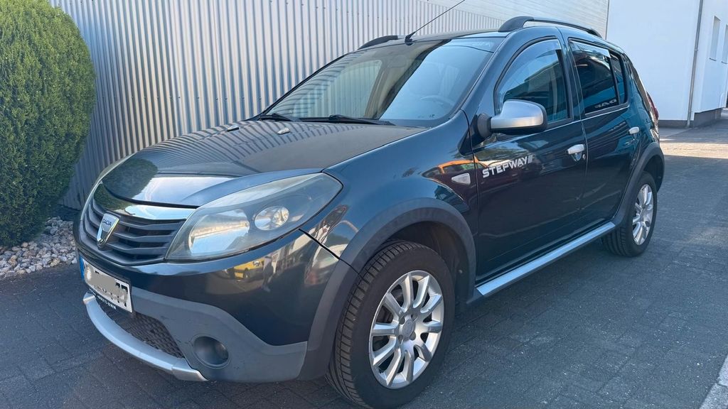 Dacia Sandero 160.909 km 3.200 &euro; Langenfeld 40764