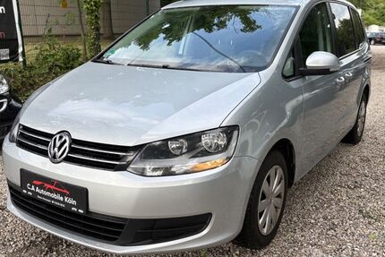 VW Sharan 153.200 km 8.900 € Köln 51061